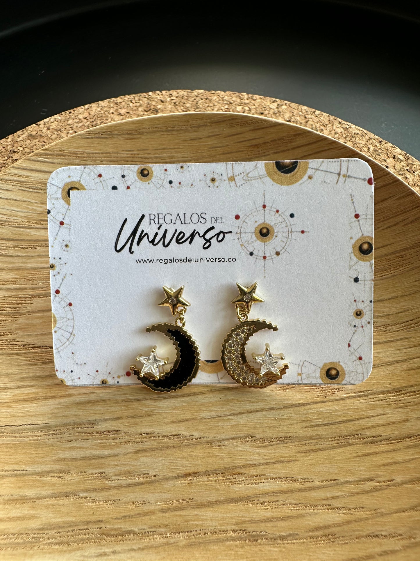 Aretes Luna Yin y Yang